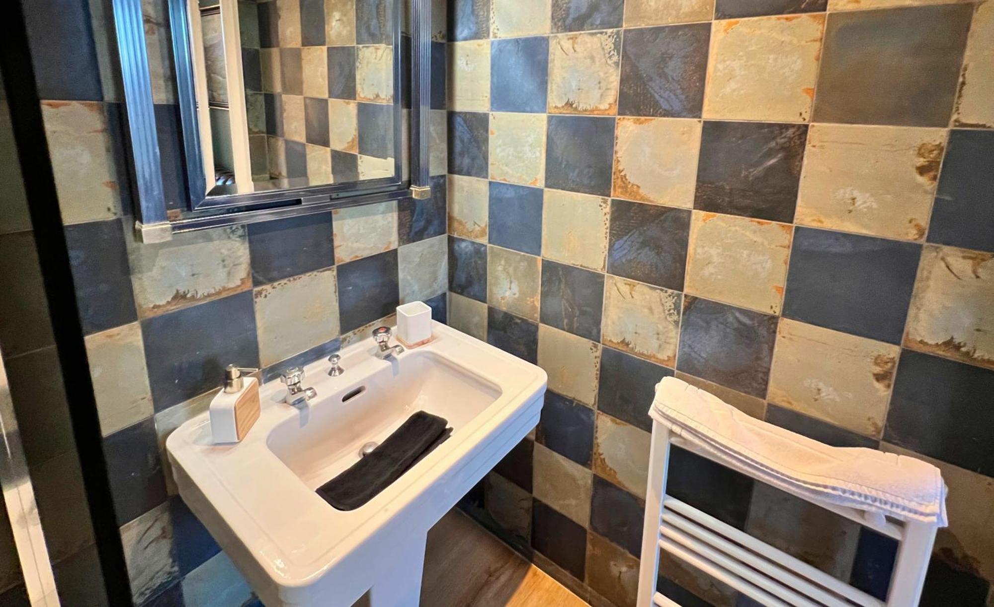 Le 28 - Residence De Standing En Vieille-Ville Avec Parking Boulogne-sur-Mer Luaran gambar